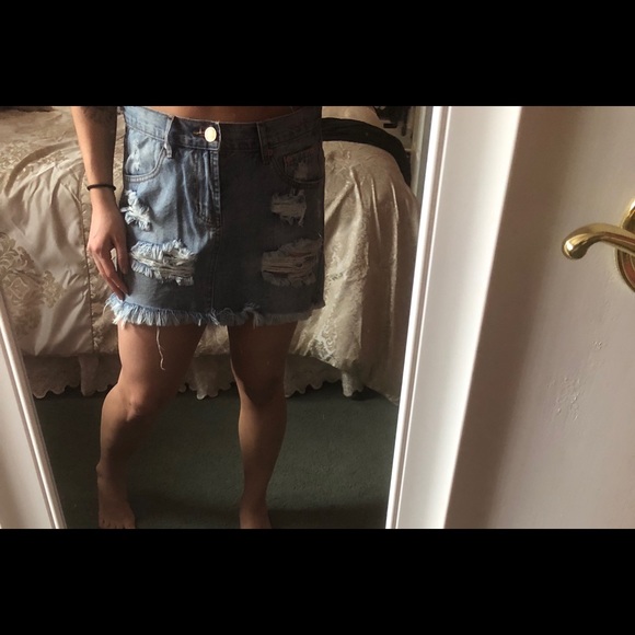 Denim skirt - Picture 2 of 2